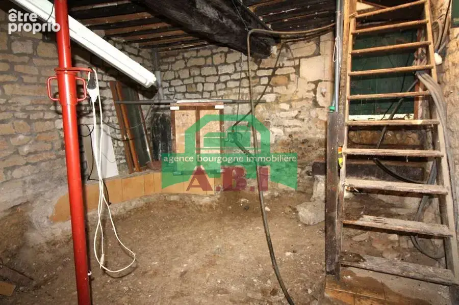 58. à Varzy au calme agréable Vue - Maison de Campagne à restaurer sur 256m2 de terrain. - photo 6