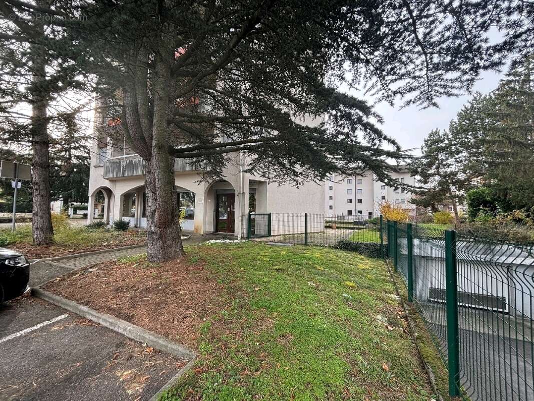 Commerce à GAILLARD