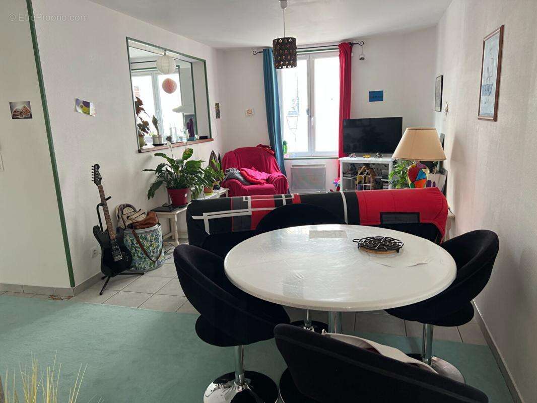 Appartement à SAINT-MAIXENT-L'ECOLE