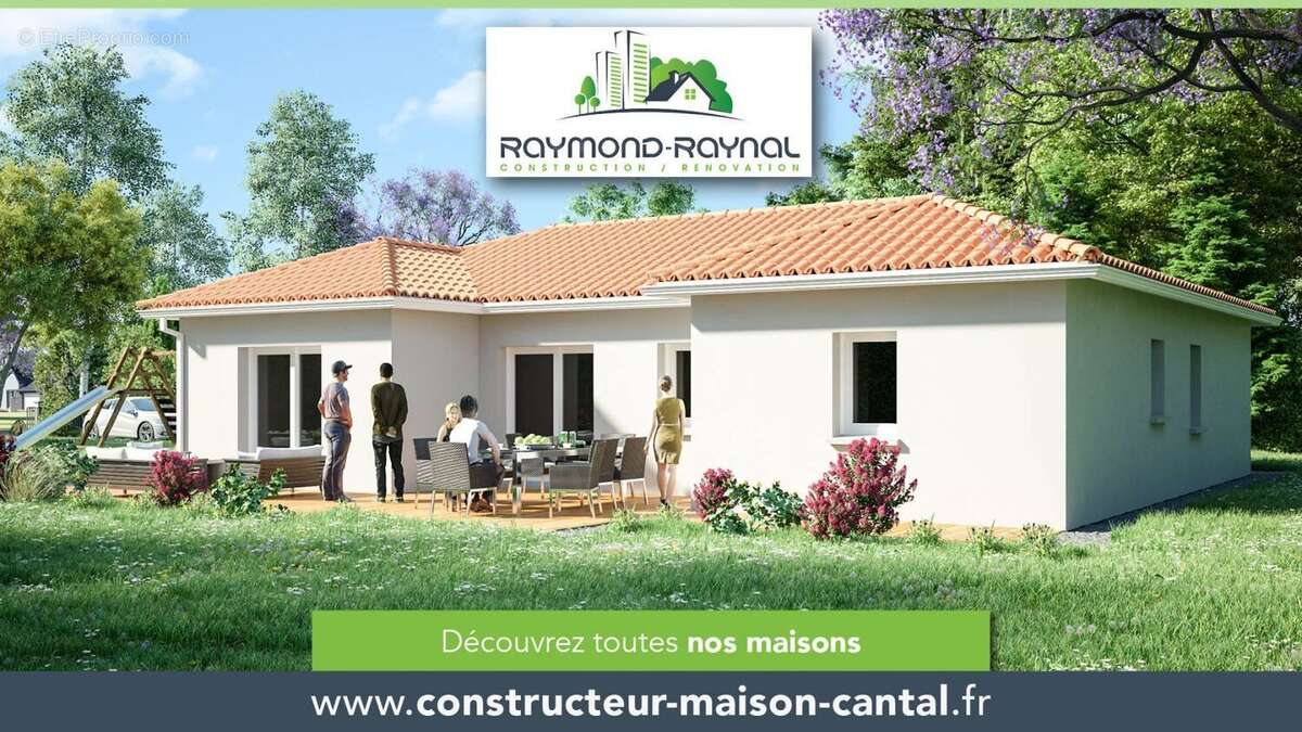 Terrain à RIOM-ES-MONTAGNES