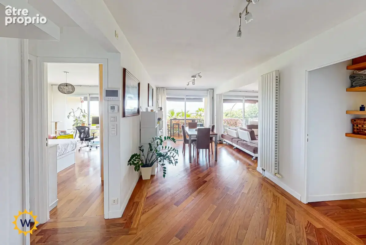 Domaine Hameau de Puissanton – Maison 148m² avec vue mer panoramique, jardin, piscine et tennis - photo 9