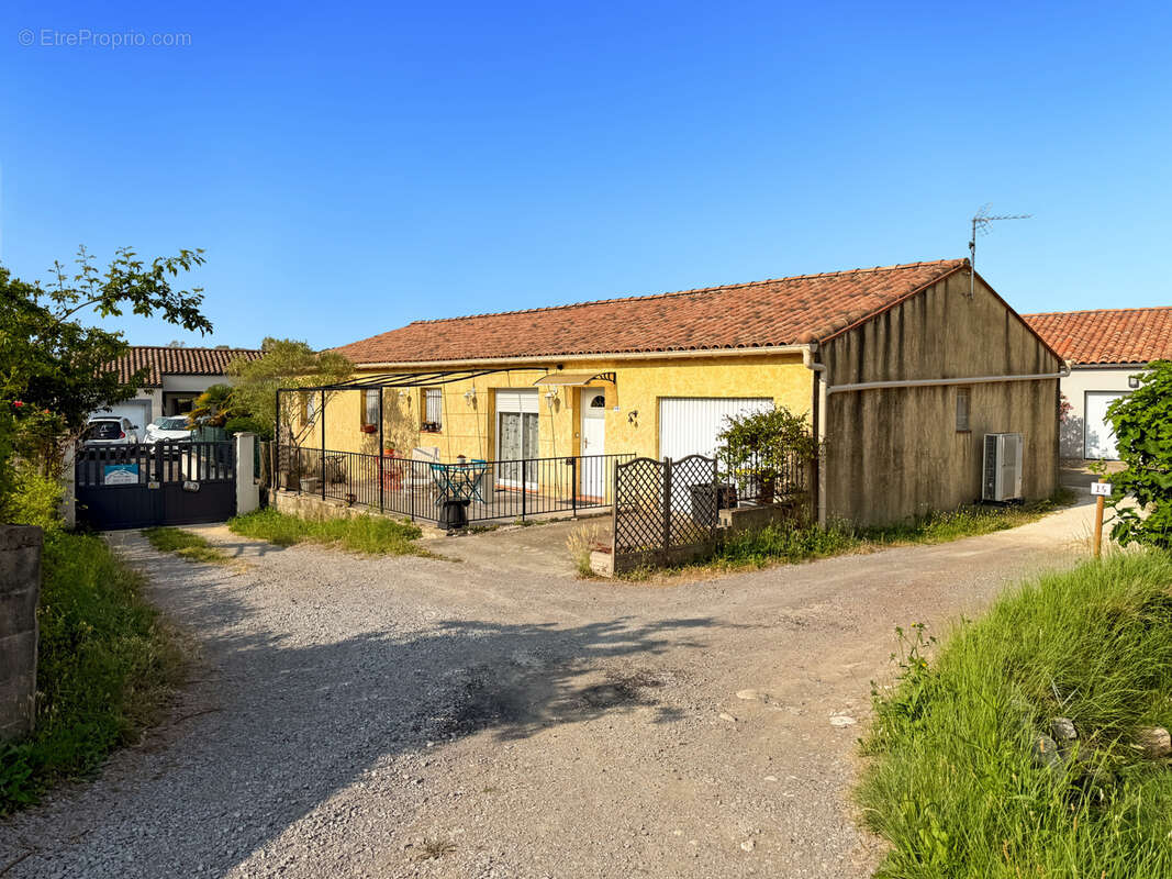 Maison à SAINT-PRIVAT