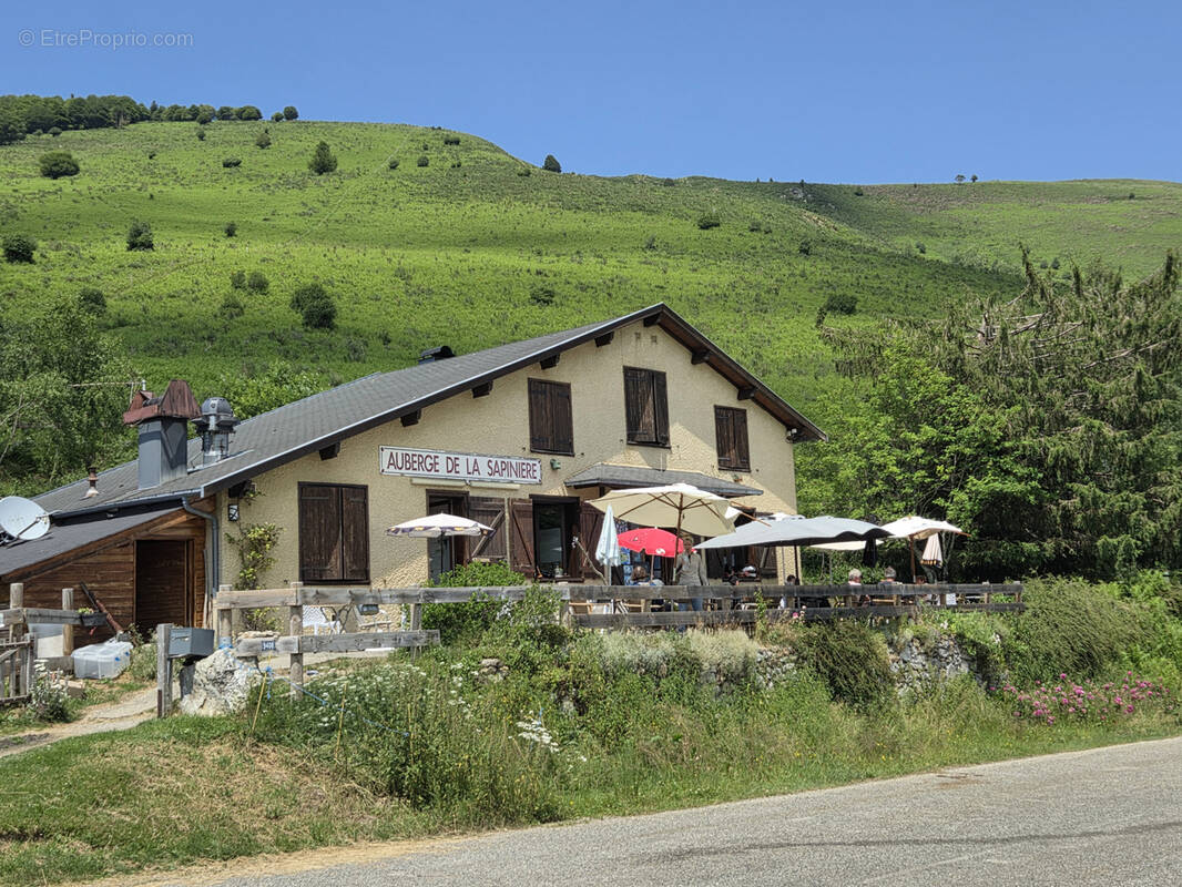 Autre à SAURAT
