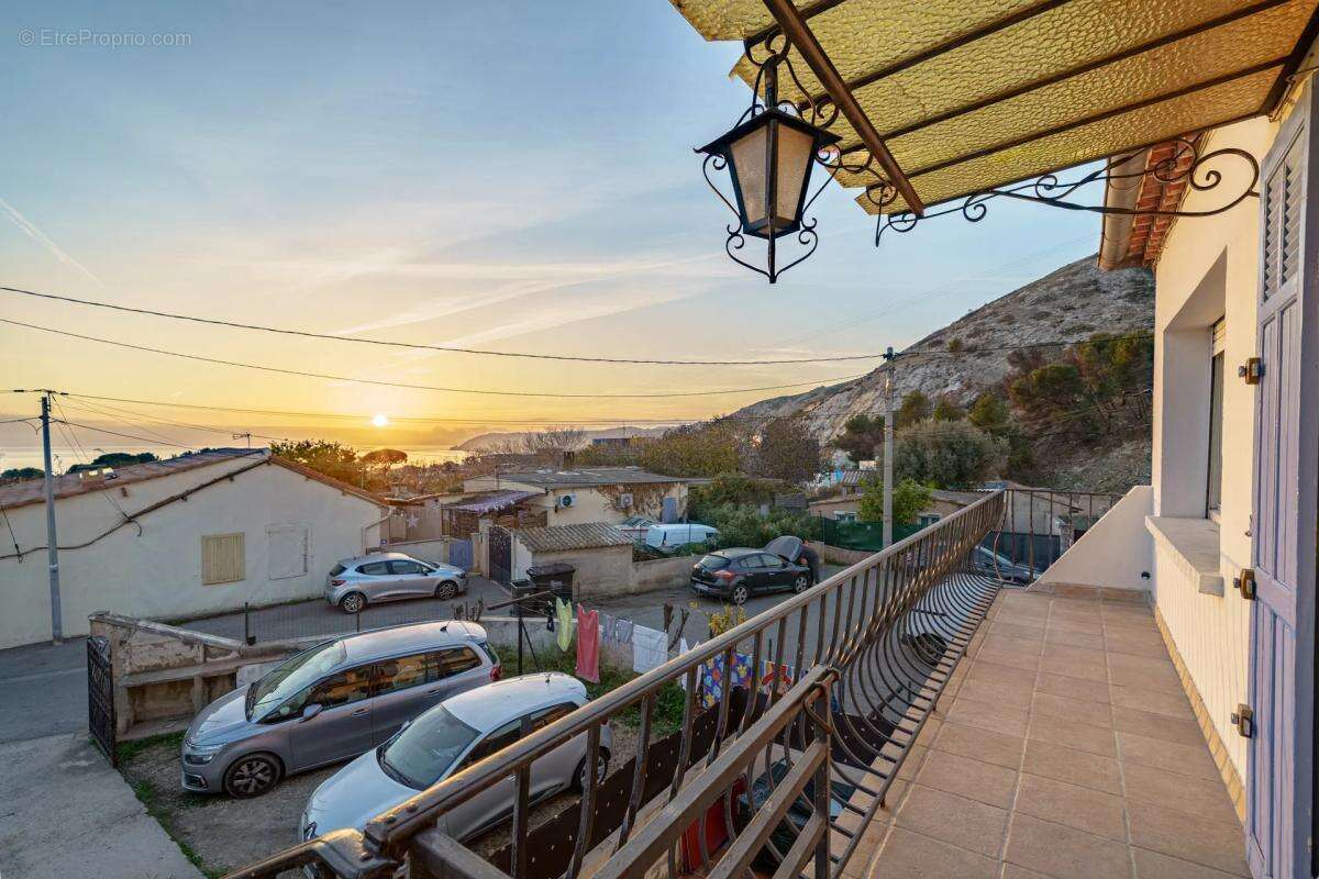 Appartement à MARSEILLE-16E