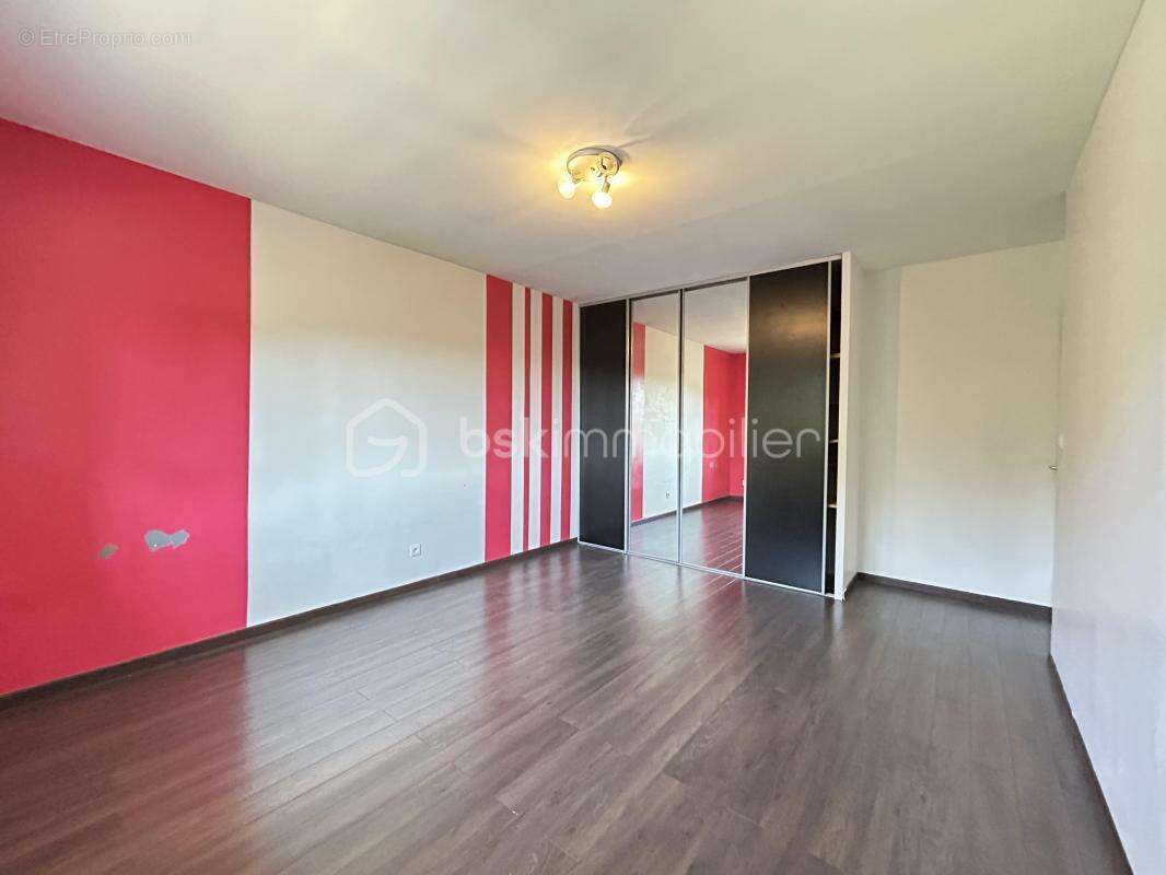 Maison à LA VERPILLIERE