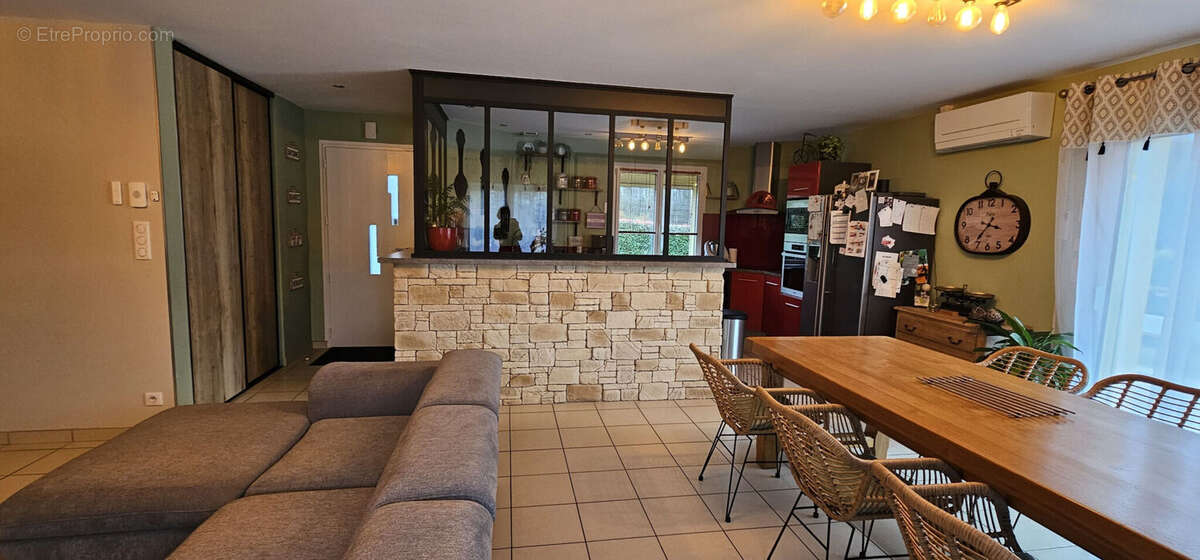 Photo 5 - Maison à SAINT-YRIEIX-LA-PERCHE