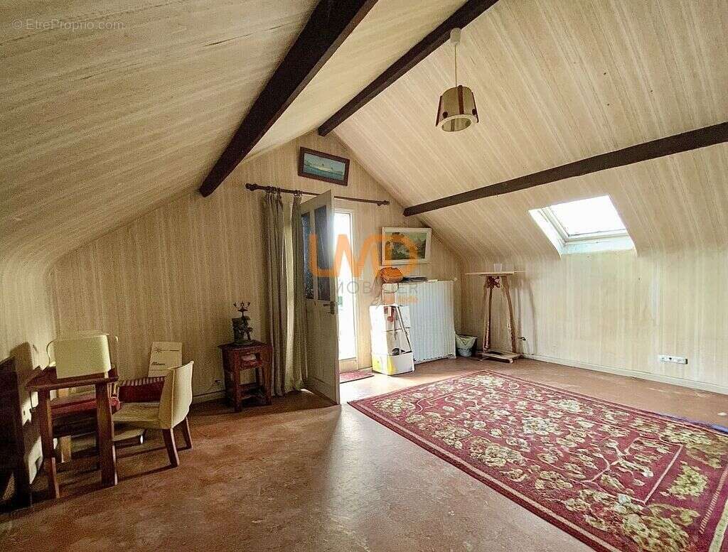 Maison idéale pour famille rêvant d'espace ! Prix Négociable ! - photo 17
