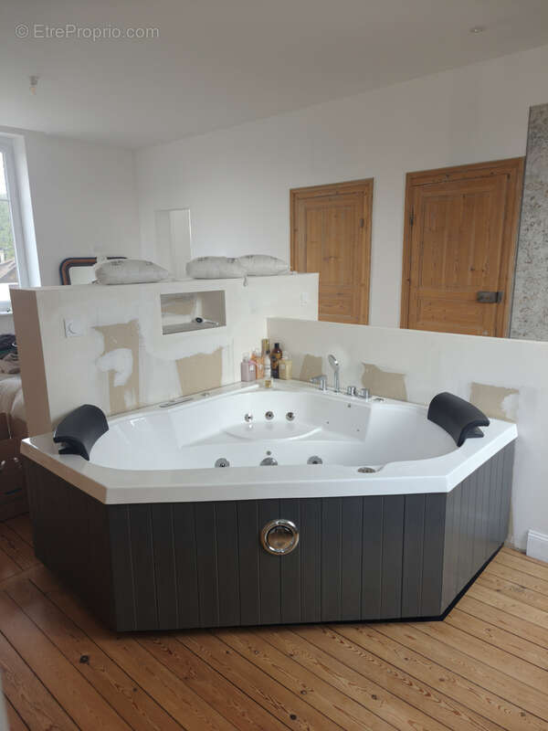 Maison à LA VESPIERE