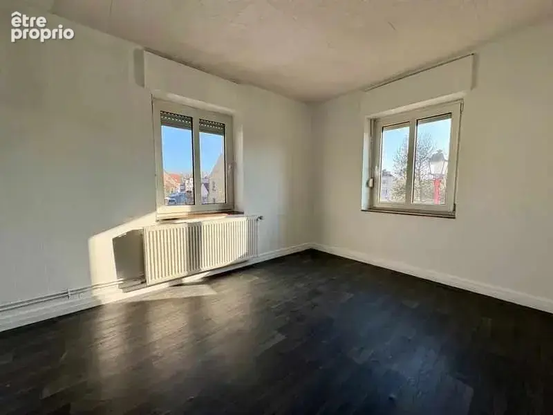 À vendre  Maison 118 m² avec cour et dépendances à Sarralbe - photo 2