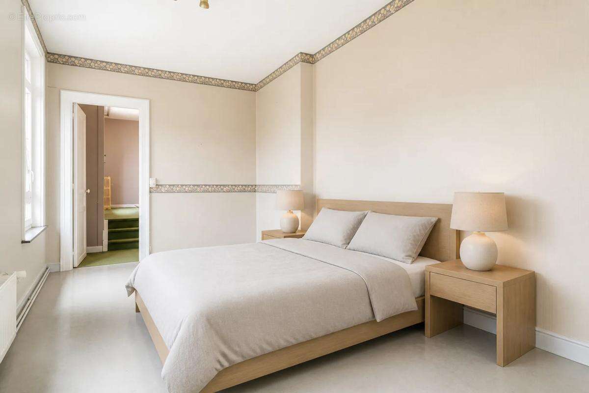 Charmante maison 9 pièces, Roubaix - Rénovation à prévoir - photo 9