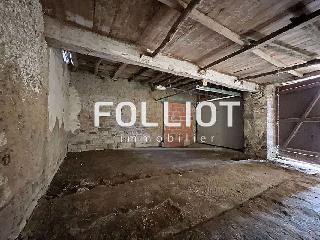 A vendre : Maison à Notre-Dame-de-Cenilly. - photo 11