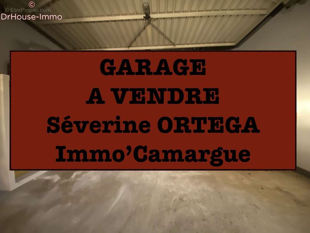 Parking à VAUVERT