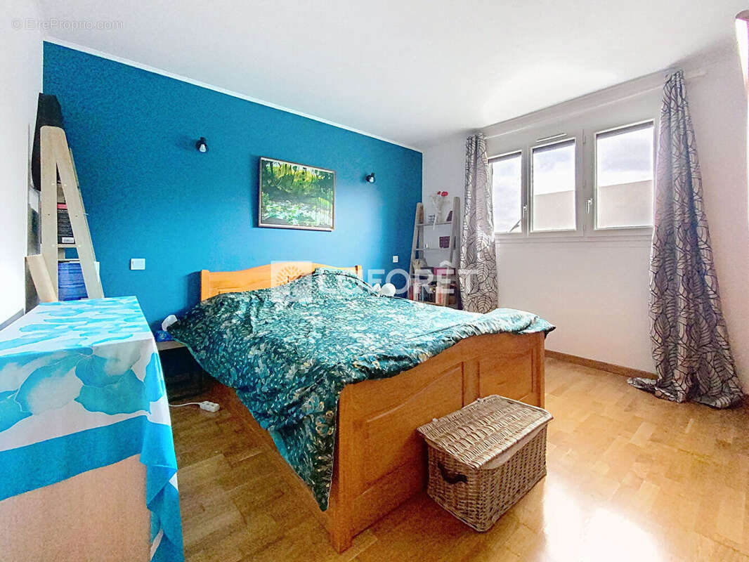 Maison à VERNEUIL-SUR-SEINE