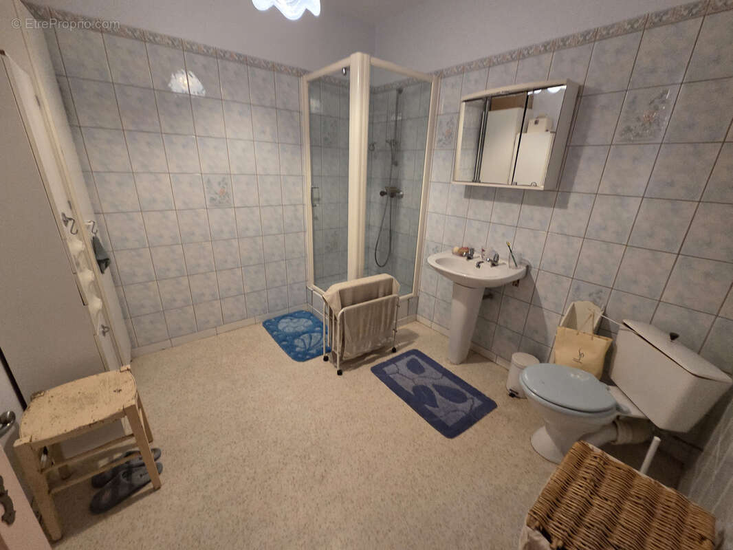 Maison à MAUBERT-FONTAINE