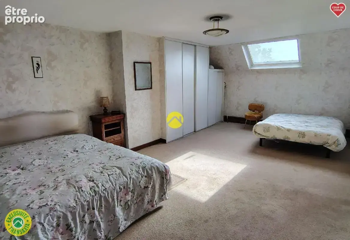 Maison 200 m² à Sancoins  - photo 12
