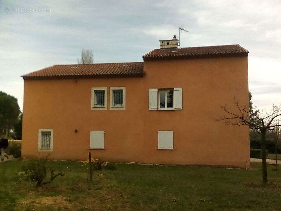 Maison à AUPS