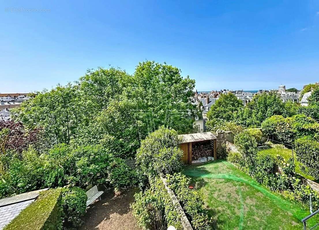 Appartement à TROUVILLE-SUR-MER
