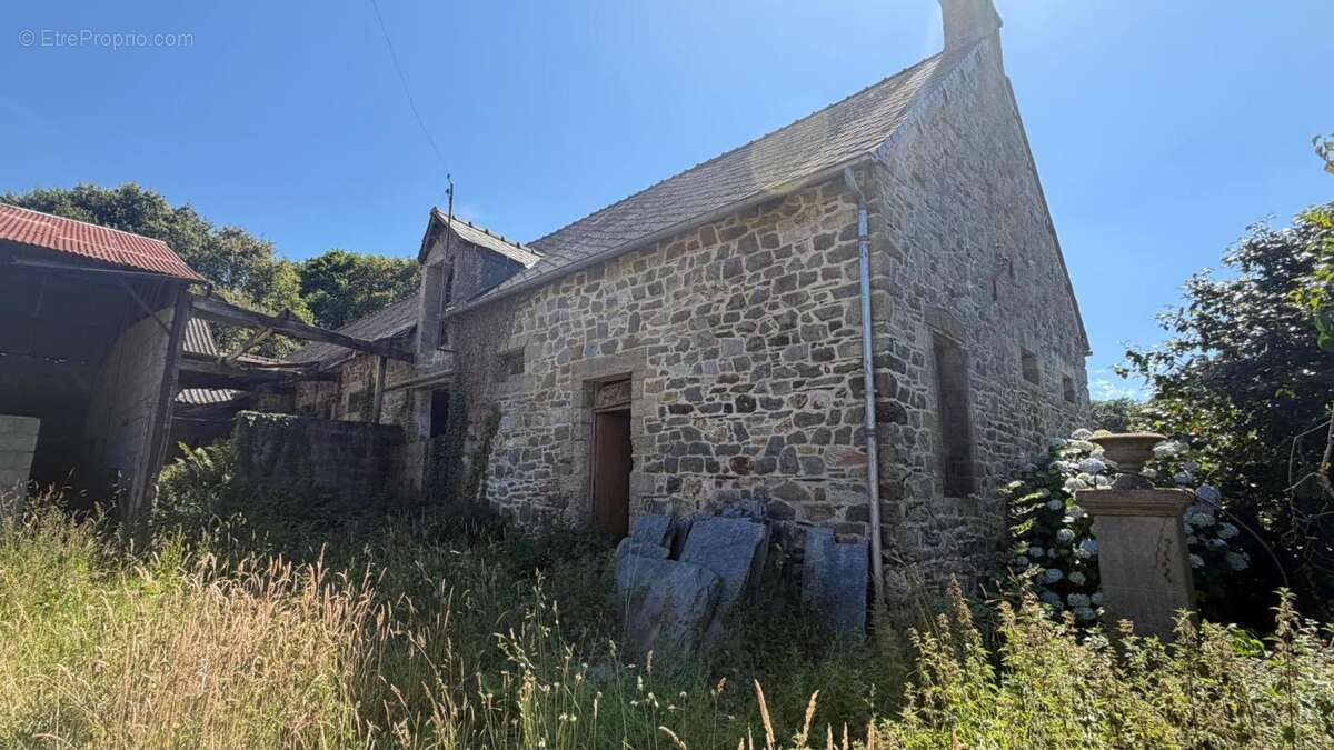 -Fermette avec parcelle agricole au calme à la campagne à 10 minutes de PONTIVY - photo 10
