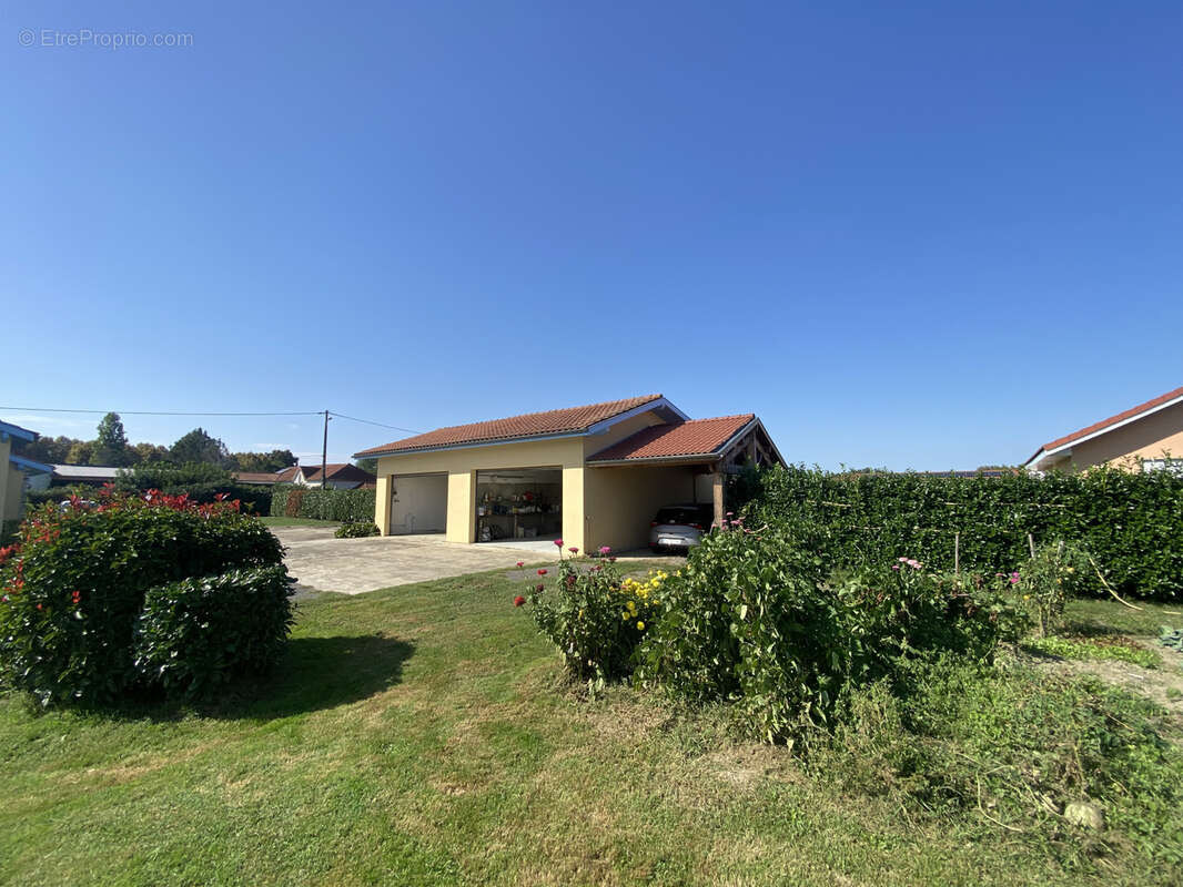 Maison à ESTIRAC