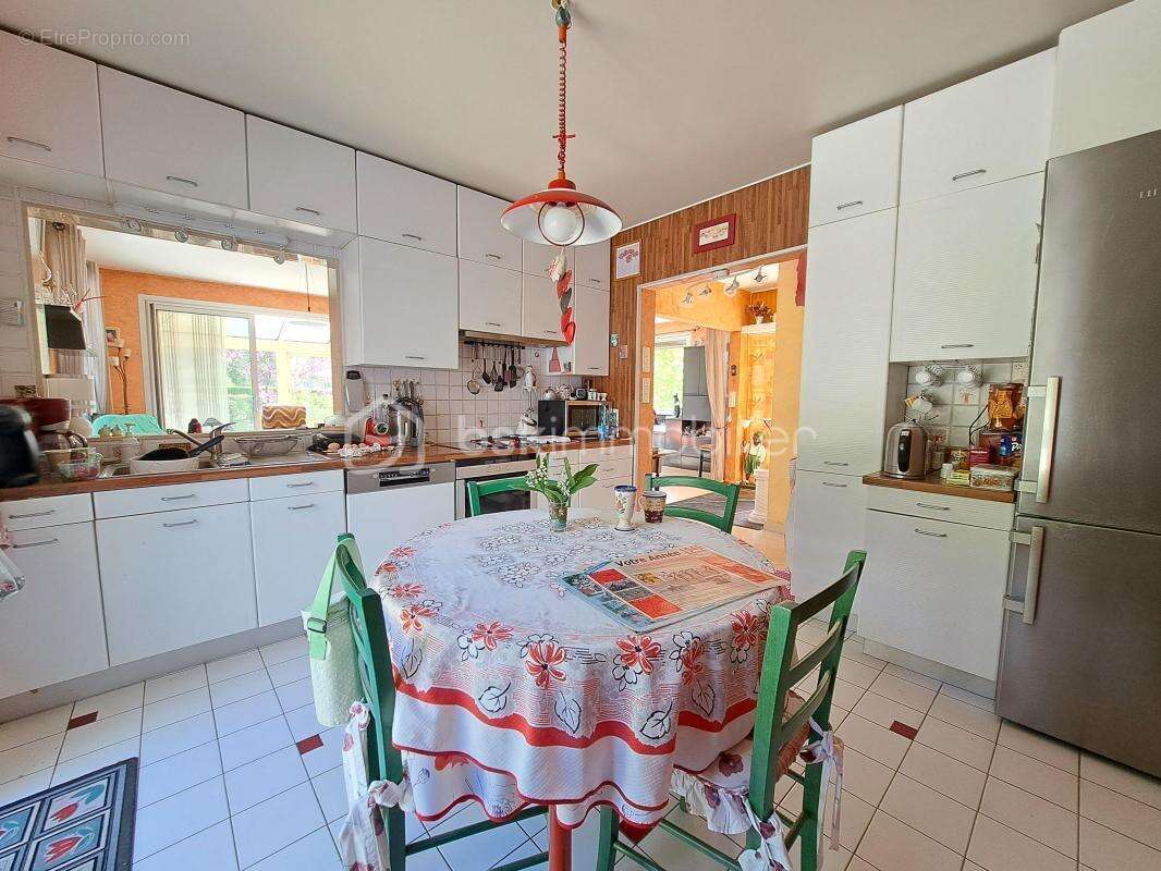 Maison à TOURS-EN-VIMEU