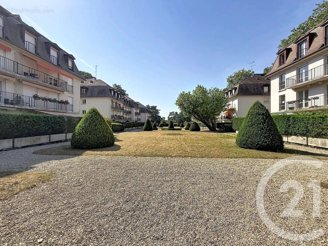 Appartement à FONTAINEBLEAU