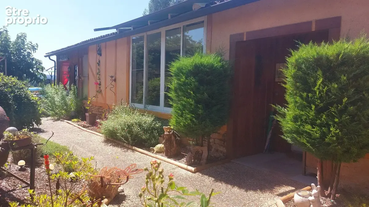 Maison de plain-pied rénovée avec piscine, terrasse couverte de 50 m² et chalet indépendant – Périgord Noir - photo 8