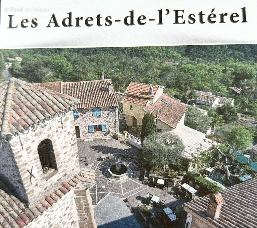 Appartement à LES ADRETS-DE-L'ESTEREL