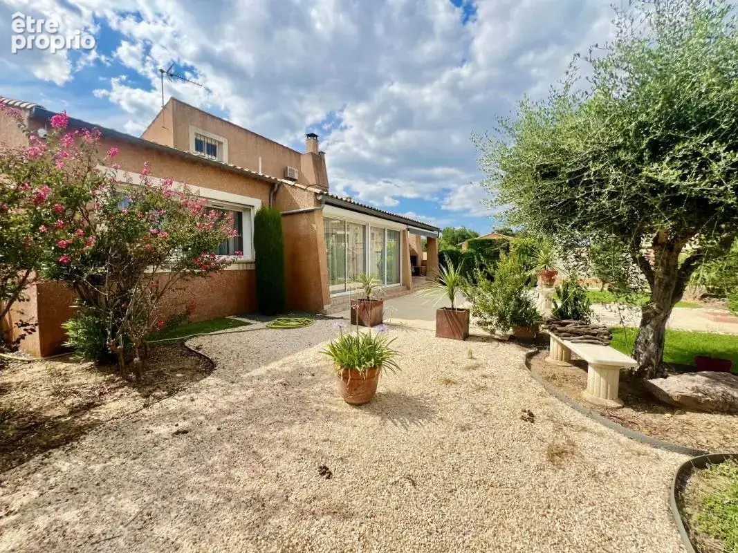 Maison 156 m² à Bessan  - photo 2