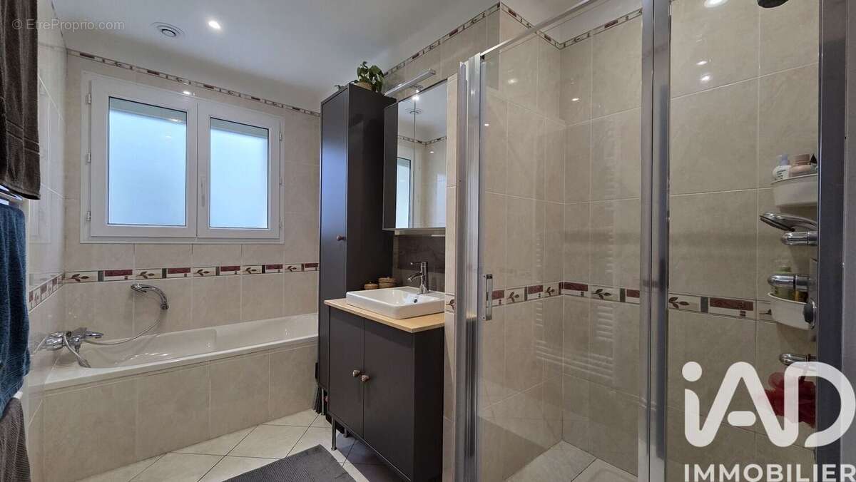 Photo 5 - Maison à SAINT-GEREON