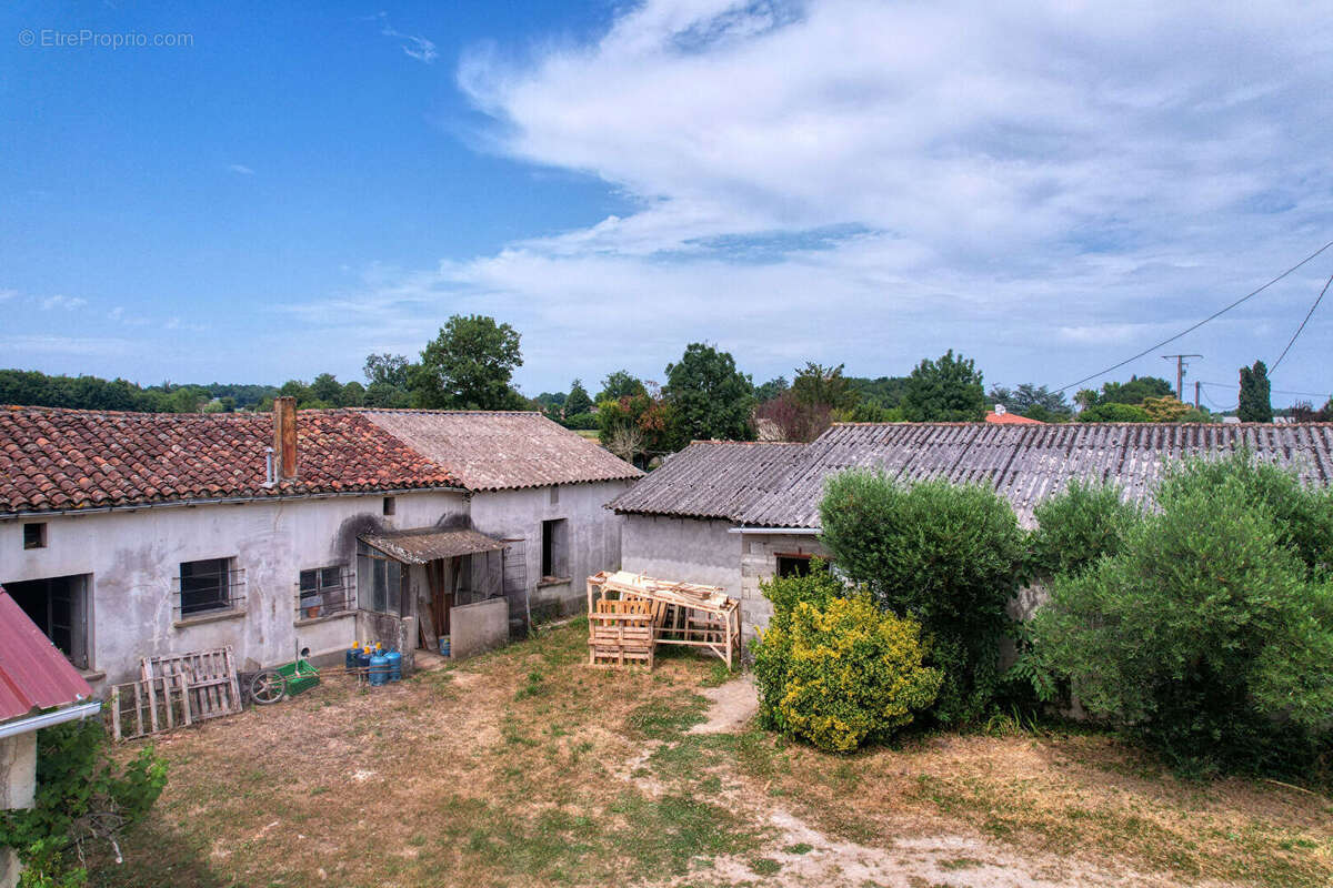 Maison à SAINT-SYLVESTRE-SUR-LOT
