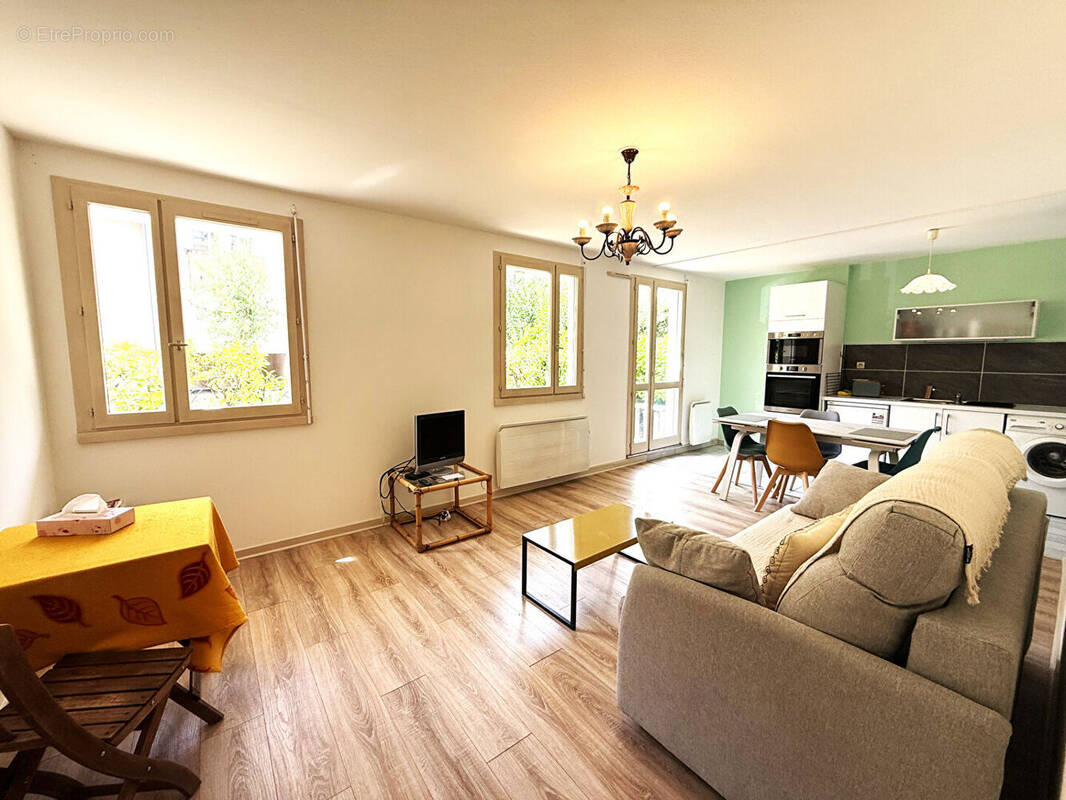 Appartement à AIX-LES-BAINS