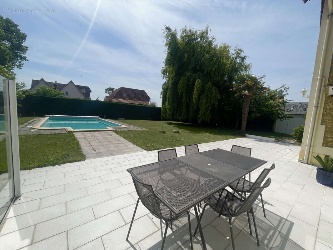 Maison à BLONVILLE-SUR-MER