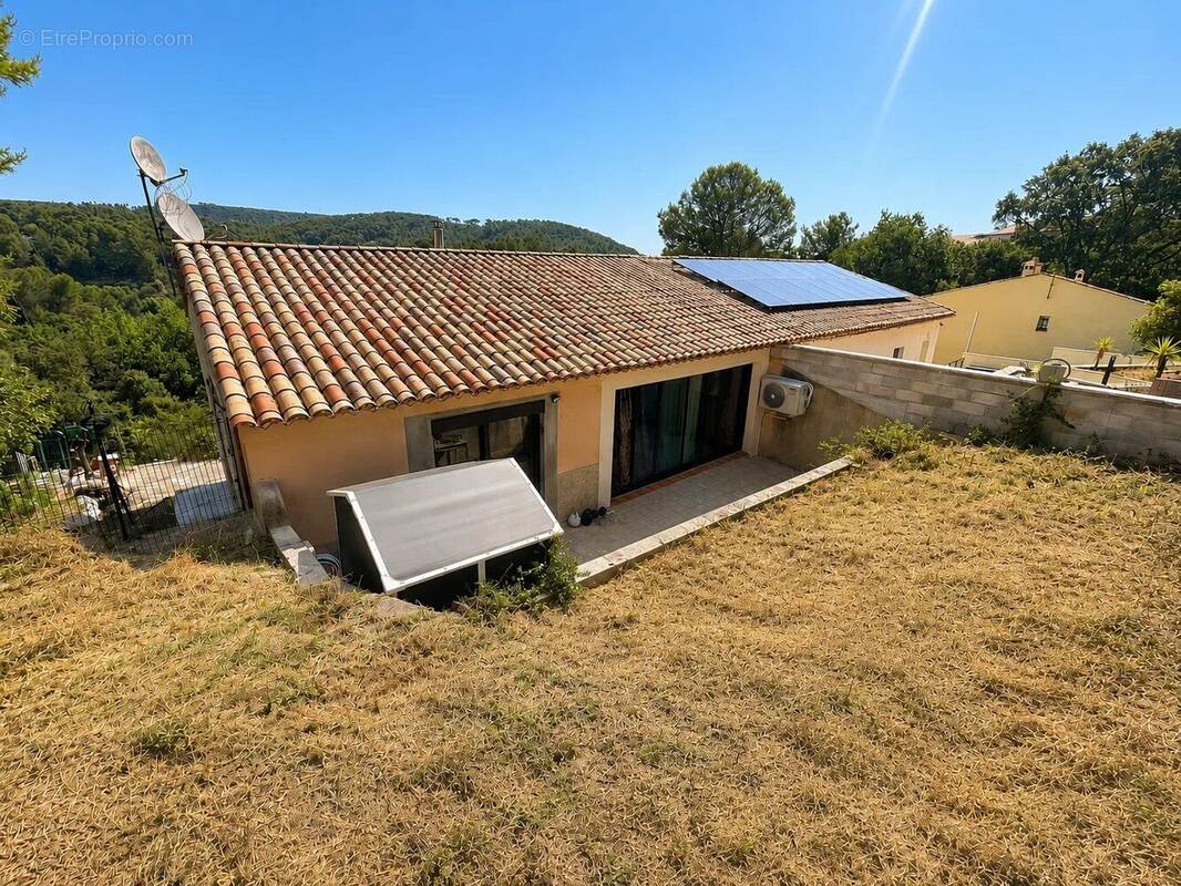 Appartement à LE LUC