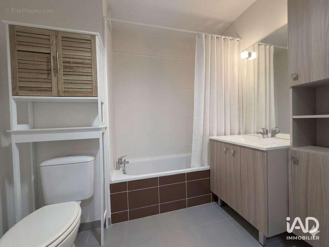 Photo 9 - Appartement à LA RIVIERE-SAINT-SAUVEUR