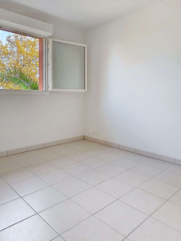 Appartement à PAREMPUYRE