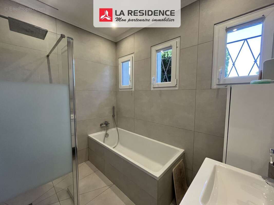 Maison à SAINT-OUEN-L&#039;AUMONE