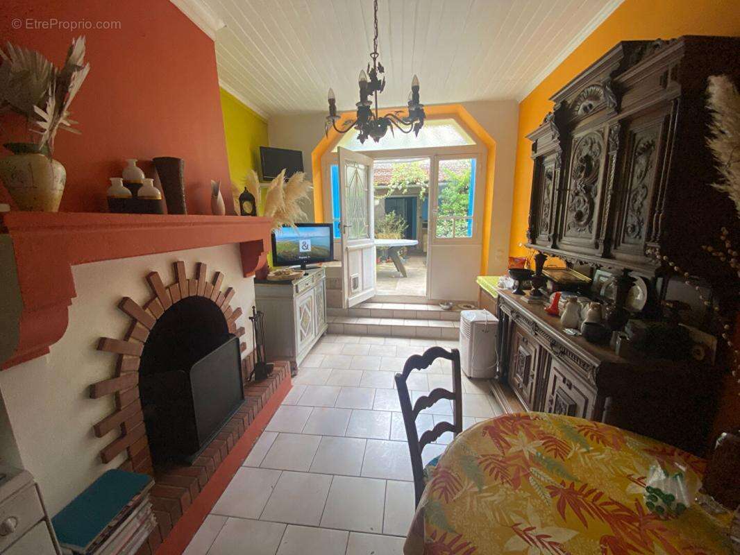 Maison à SAUVETERRE-DE-GUYENNE