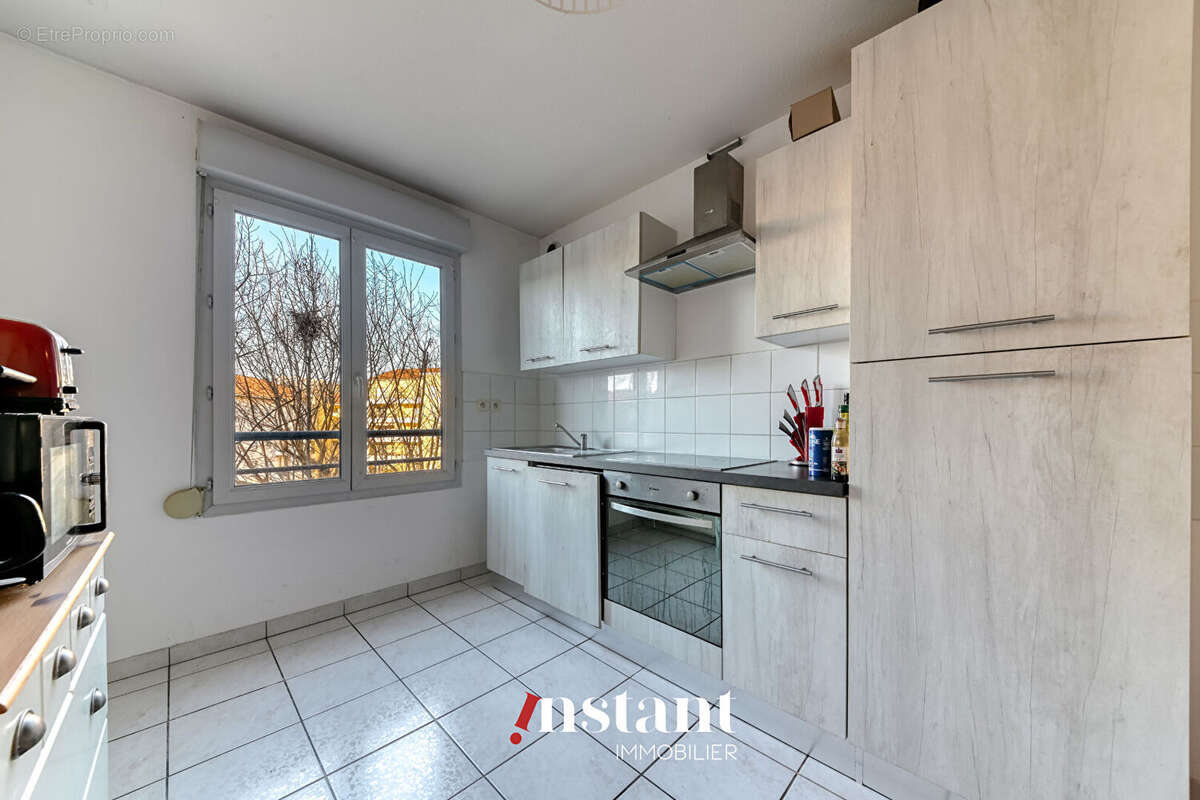Appartement à LYON-9E