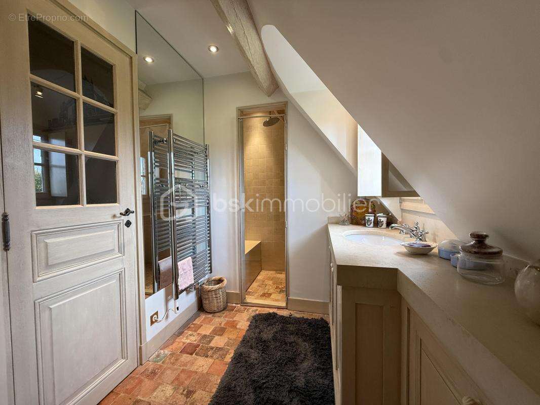 Maison à PONT-L&#039;EVEQUE