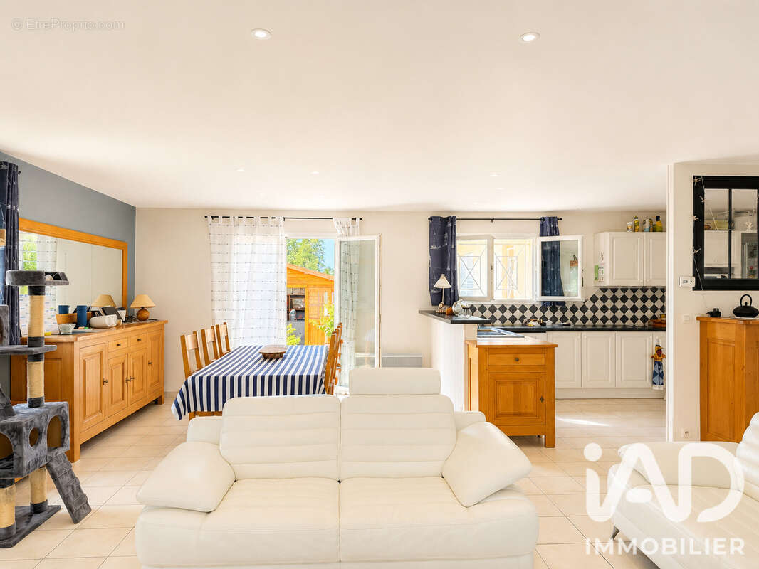 Maison 125 m² à Gujan-Mestras  - photo 5