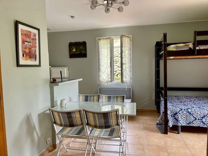 Maison à ROUSSILLON