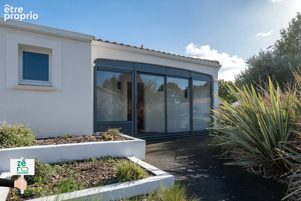 Maison moderne 4 chambres à La Boissière-des-Landes   Véranda, garage et jardin clos, sans travaux - photo 2