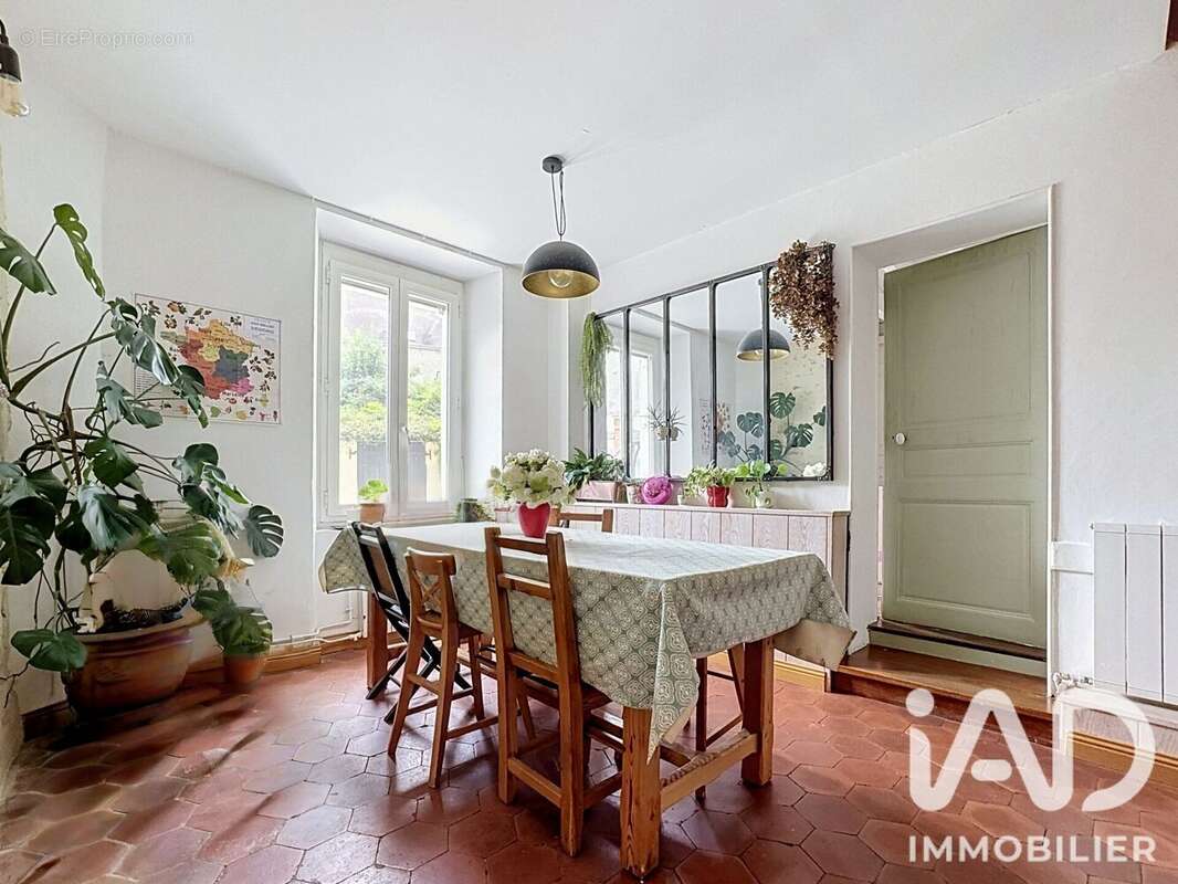 Maison 150 m² à Beville-Le-Comte  - photo 4