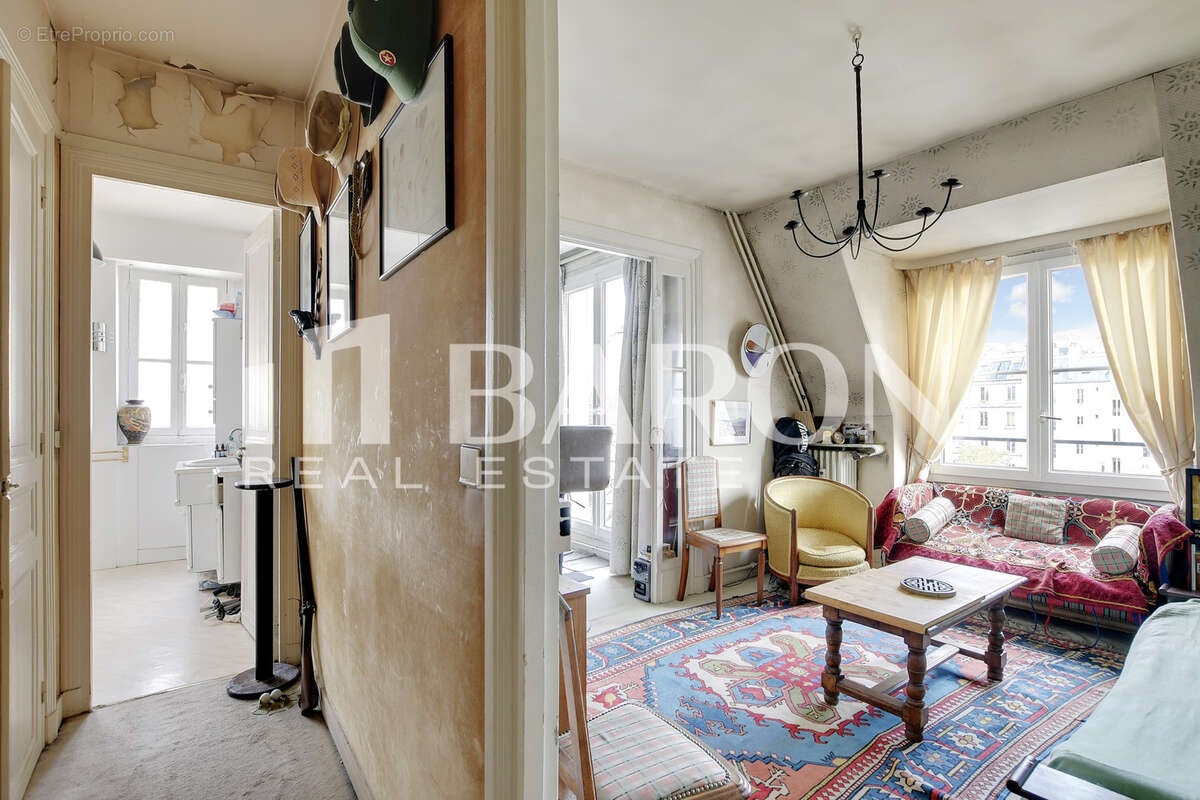 Appartement à PARIS-17E