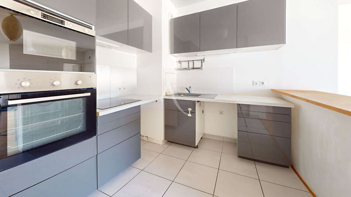 Appartement à MAISONS-ALFORT