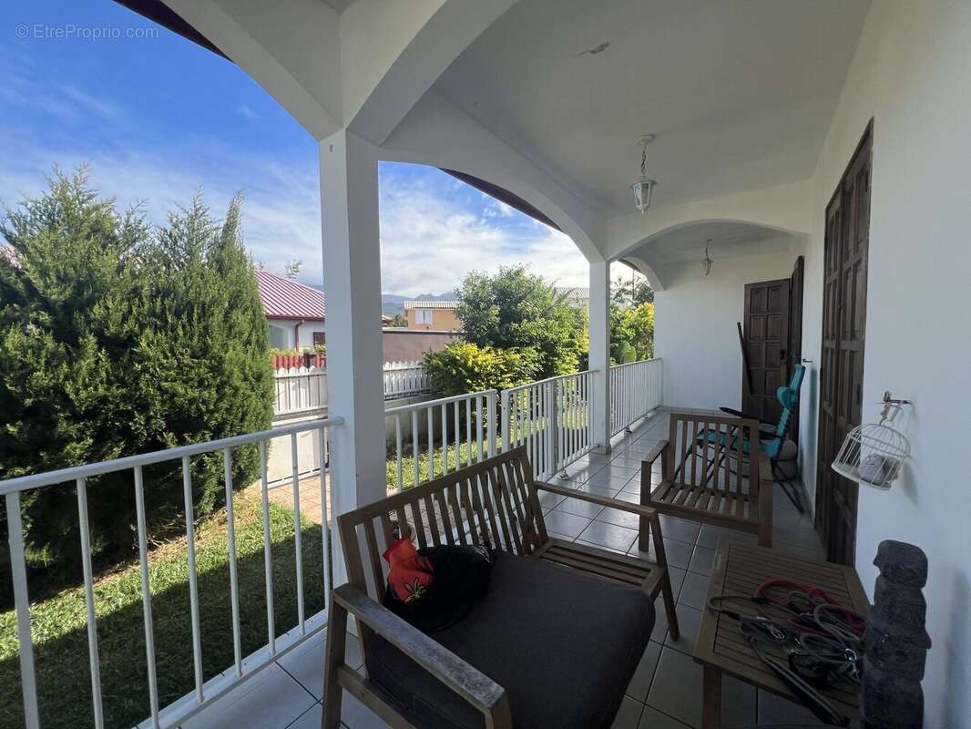 Maison à BRAS-PANON