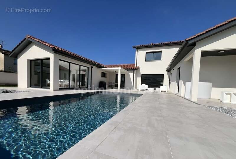 Maison à JANNEYRIAS