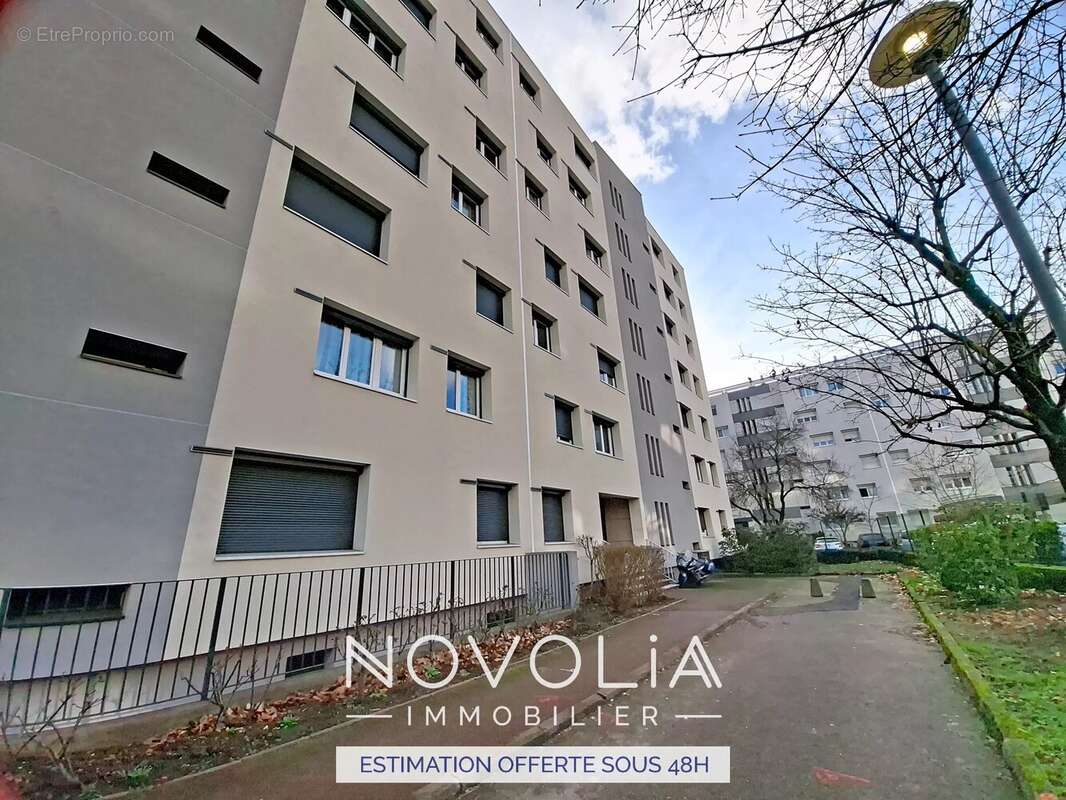 Appartement à LYON-8E