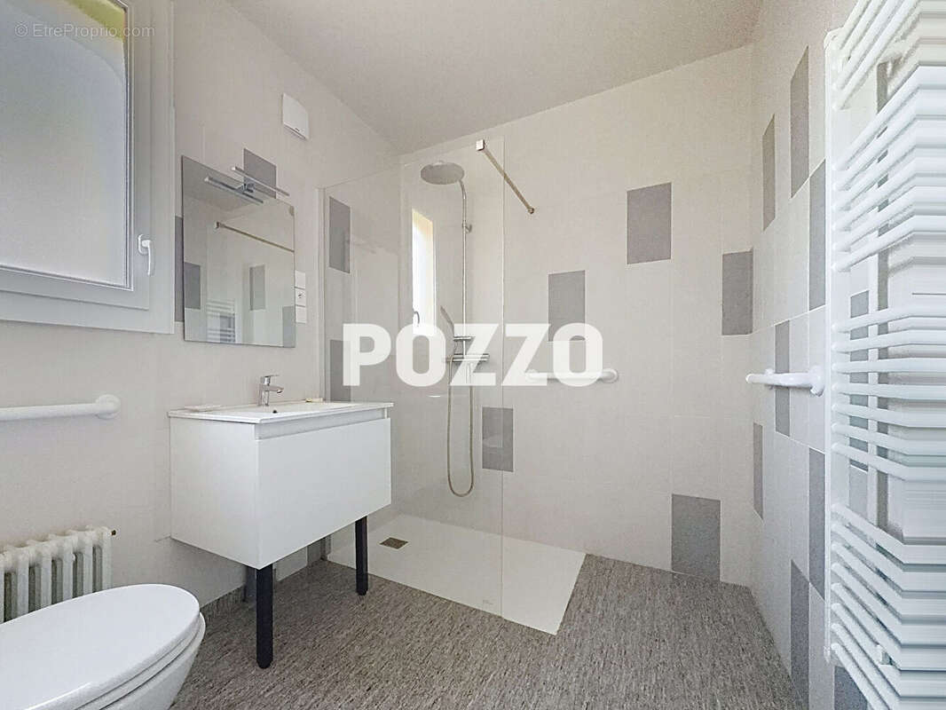 Maison à BREVILLE-SUR-MER