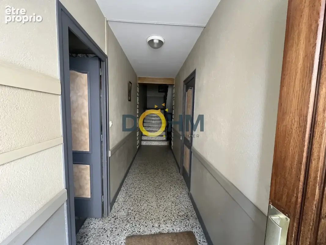 Immeuble de rapport 4 appartements et 4 garages centre st-bonnet-le-chateau - photo 14